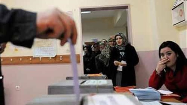 وصول أولي وفود المراقبين الدوليين لمتابعة الانتخابات البرلمانية وصول أولي وفود المراقبين الدوليين لمتابعة الانتخابات البرلمانية