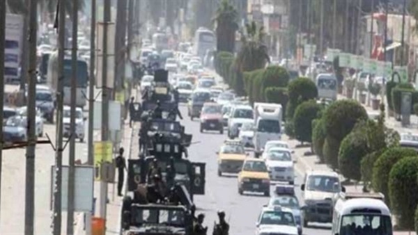 المتظاهرون يعبرون إلى «كرادة مريم» وسط بغداد المتظاهرون يعبرون إلى «كرادة مريم» وسط بغداد