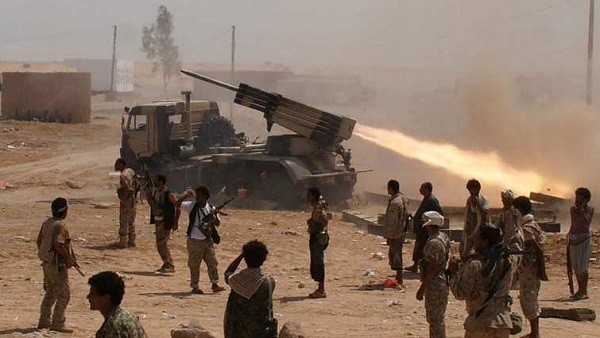 الحكومة اليمنية تشكل لجنة للتحقيق في قصف سوق «مستبأ» 