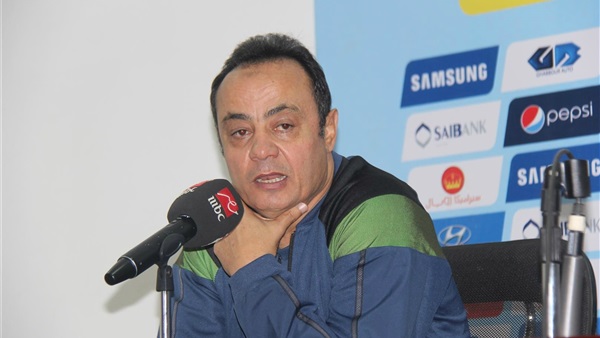«طارق يحيي» يجهز البدلاء للمشاركة في الكأس «طارق يحيي» يجهز البدلاء للمشاركة في الكأس