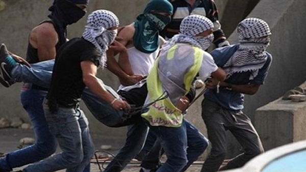 إصابة 4 فلسطينيين في مواجهات مع قوات الاحتلال بغزة إصابة 4 فلسطينيين في مواجهات مع قوات الاحتلال بغزة