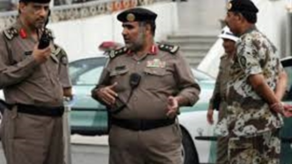 «أمن دبي» يحتجز صحفي مصري بتهمة التحرش بامرأتين «أمن دبي» يحتجز صحفي مصري بتهمة التحرش بامرأتين