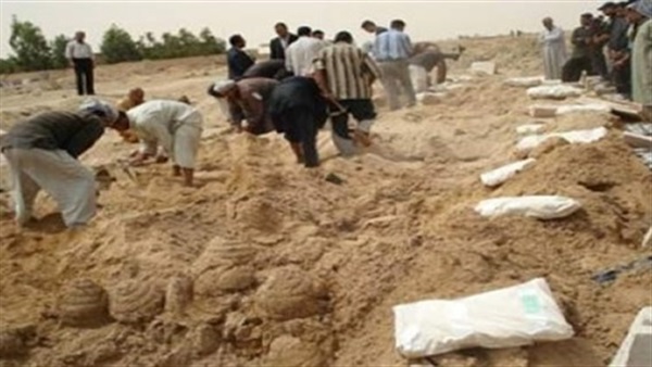 الجيش الليبي يعثر على مقبرة جماعية تحتوي على 11 جثة ببنغازي