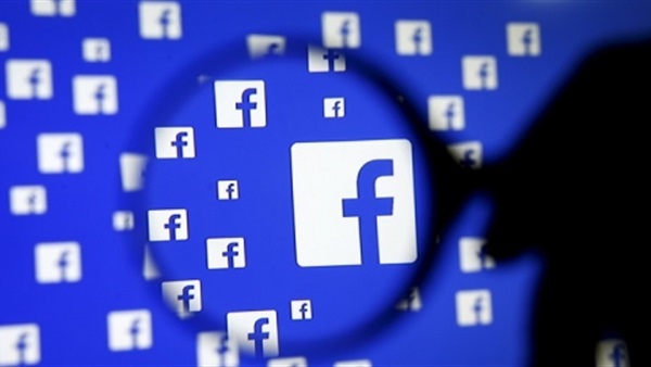 ضبط تشكيل عصابي على الـ«فيسبوك» يخترق حسابات الأشخاص ويبتزهم ضبط تشكيل عصابي على الـ«فيسبوك» يخترق حسابات الأشخاص ويبتزهم