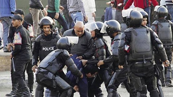 عاجل: القبض على عدد من التراس اهلاوي في الاسكندرية عاجل: القبض على عدد من التراس اهلاوي في الاسكندرية