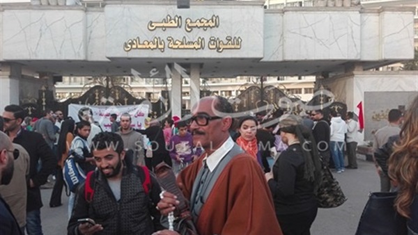 بالفيديو والصور.. شبيه «السادات» يحتفل بتحرير طابا مع «المخلوع» بالفيديو والصور.. شبيه «السادات» يحتفل بتحرير طابا مع «المخلوع»