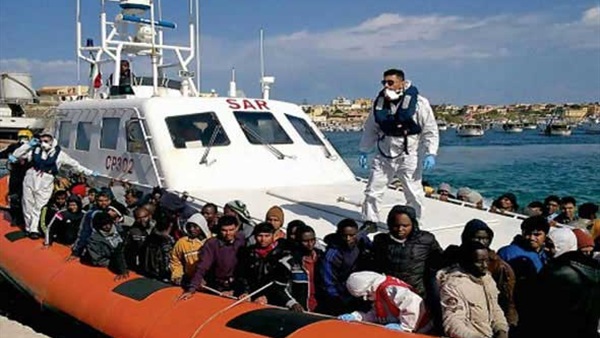 ليبيا تنقذ 600 مهاجرا قبالة سواحلها.. وإيطالى ينقذ 910 بصقلية ليبيا تنقذ 600 مهاجرا قبالة سواحلها.. وإيطالى ينقذ 910 بصقلية