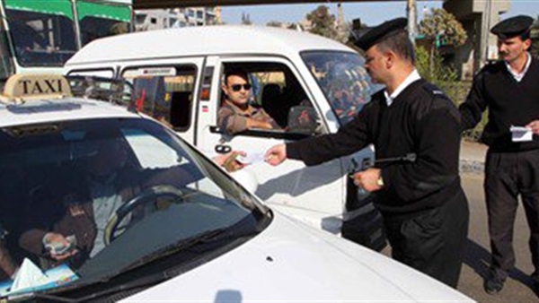 شرطة المرور تضبط ٤٥ ألف مخالفة مرورية بالمحافظات 
