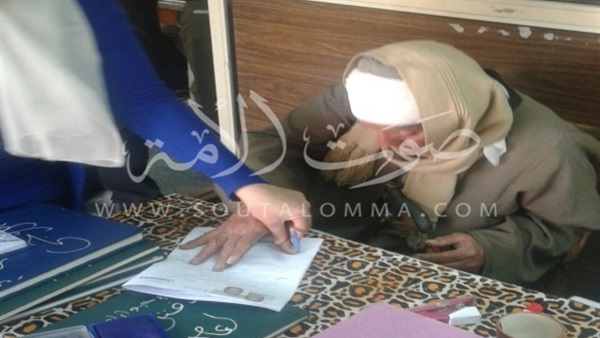 بالصور.. تسهيل الإجراءات على كبار السن وذوي الاحتياجات الخاصة بالمصالح الحكومية بالصور.. تسهيل الإجراءات على كبار السن وذوي الاحتياجات الخاصة بالمصالح الحكومية