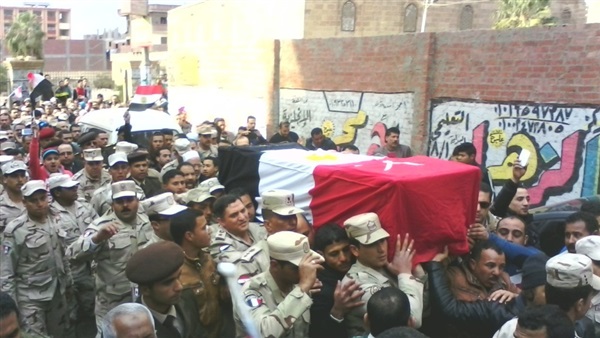 كفر الشرفاء بالقليوبية تتشح بالسواد حزنا على فقيد الوطن فى سيناء كفر الشرفاء بالقليوبية تتشح بالسواد حزنا على فقيد الوطن فى سيناء