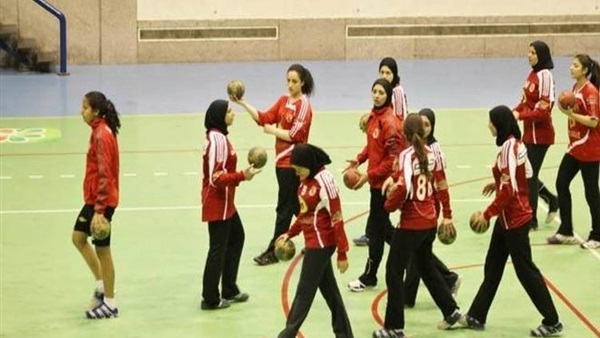 «الفار»: يد «سيدات» الأهلى يسعى للفوز ببطولة كأس مصر «الفار»: يد «سيدات» الأهلى يسعى للفوز ببطولة كأس مصر