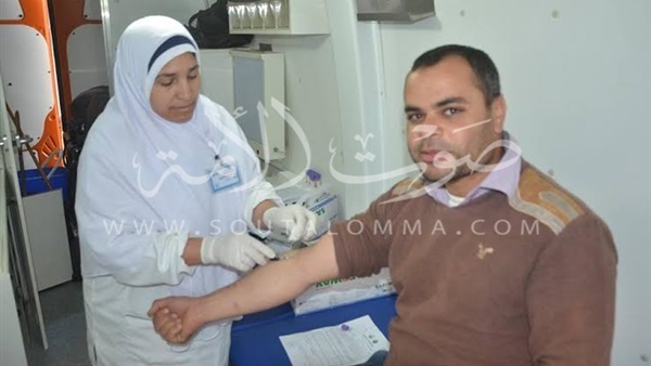 بالصور.. قافلة طبية تكشف إصابة 19% من مطوبس بـ«فيروس سى» بالصور.. قافلة طبية تكشف إصابة 19% من مطوبس بـ«فيروس سى»