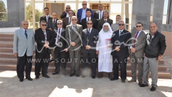 بالصور.. لجنة «النواب» بالوادي الجديد ضمن زيارات المناطق الحدودية بالصور.. لجنة «النواب» بالوادي الجديد ضمن زيارات المناطق الحدودية