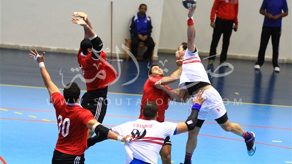 بالصور..الزمالك يفوز بديربي اليد بالصور..الزمالك يفوز بديربي اليد