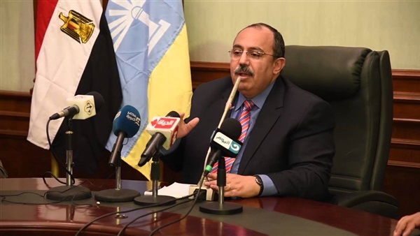 محافظ الإسكندرية «للضباط»: مصر بأكملها تعرف قيمة رجال الأمن محافظ الإسكندرية «للضباط»: مصر بأكملها تعرف قيمة رجال الأمن
