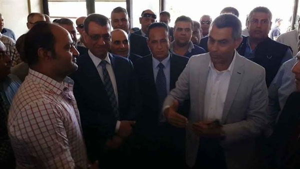 وزير النقل يحيل المسئولين عن سكة حديد بورسعيد للتحقيق وزير النقل يحيل المسئولين عن سكة حديد بورسعيد للتحقيق