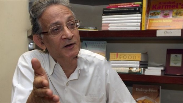 «السناوي»: طالبت «السيسي» بتشكيل لجنة لإصلاح الجهاز الأمني «السناوي»: طالبت «السيسي» بتشكيل لجنة لإصلاح الجهاز الأمني