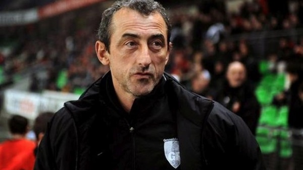 مدرب البوسنة يطالب بتأجيل المباريات بعد الهجمات التي استهدفت بروكسل 