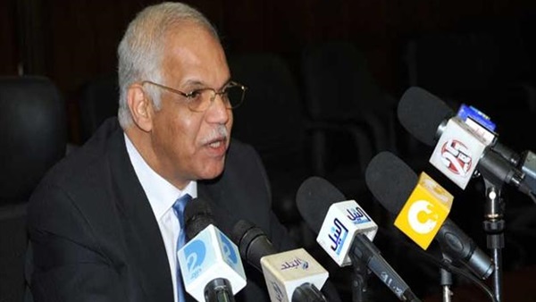 «جلال السعيد» وزيرا للنقل.. تولي المنصب في حكومتى «الجنزوري» و«الببلاوي» قبل تعيينه محافظا للقاهرة.. عاد لحقبة «النقل» في حكومة «إسماعيل» لنجاحاته السابقه.. ويعتبر الخبير المصري الأول في هندسة النقل «جلال السعيد» وزيرا للنقل.. تولي المنصب في حكومتى «الجنزوري» و«الببلاوي» قبل تعيينه محافظا للقاهرة.. عاد لحقبة «النقل» في حكومة «إسماعيل» لنجاحاته السابقه.. ويعتبر الخبير المصري الأول في هندسة النقل