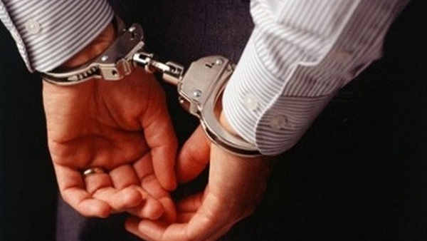 حبس مدير مديرية الطرق والنقل بالبحيرة 15 يوما لاتهامة بتقاضي رشوة حبس مدير مديرية الطرق والنقل بالبحيرة 15 يوما لاتهامة بتقاضي رشوة