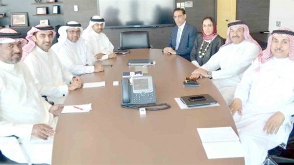وزير بحريني: تكثيف الجهود المشتركة لتحقيق متطلبات التنمية المستدامة وزير بحريني: تكثيف الجهود المشتركة لتحقيق متطلبات التنمية المستدامة