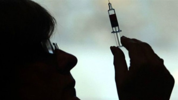 السلطات الصينية تعتقل 130 شخصا لتورطهم فى بيع لقاحات فاسدة السلطات الصينية تعتقل 130 شخصا لتورطهم فى بيع لقاحات فاسدة