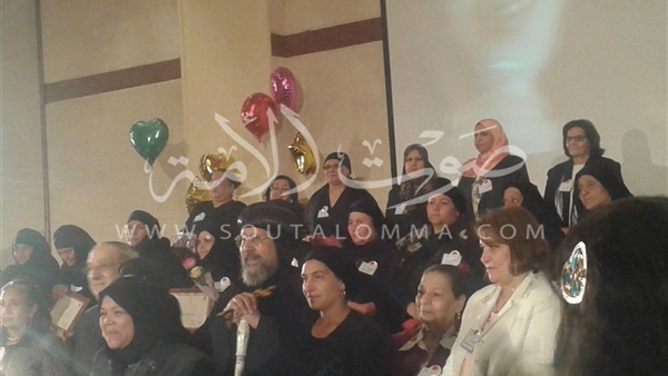 بالصور.. المركز الثقافى القبطي الأرثوذكسية يكرم أمهات الشهداء