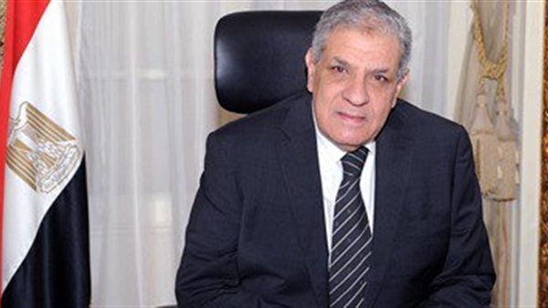 محلب وعدوي ووالي يصلان لمستشفي دار الفؤاد للاطئمنان علي ضحايا المكسيك محلب وعدوي ووالي يصلان لمستشفي دار الفؤاد للاطئمنان علي ضحايا المكسيك
