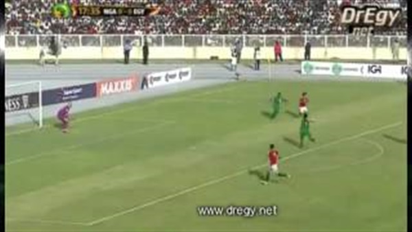 بالفيديو.. الهدف الأول يضيع من المنتخب المصري بالفيديو.. الهدف الأول يضيع من المنتخب المصري