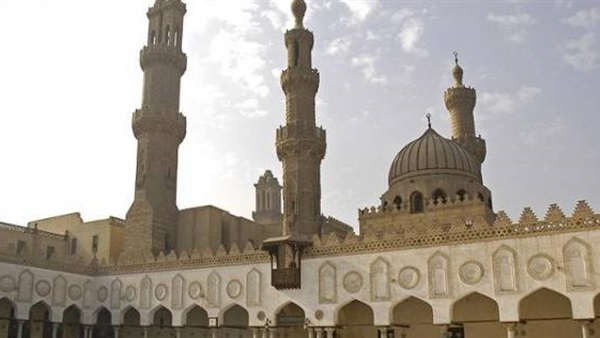 اليوم.. رواق الجامع الأزهر يبدأ بشرح كتب التراث باللغات الأجنبية اليوم.. رواق الجامع الأزهر يبدأ بشرح كتب التراث باللغات الأجنبية