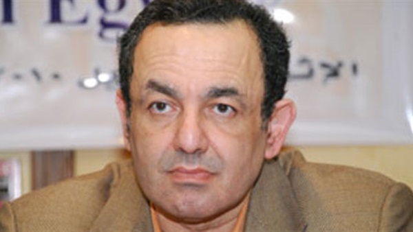 الشوبكى: البرلمان لا يملك حق سحب الثقة من السيسى الشوبكى: البرلمان لا يملك حق سحب الثقة من السيسى