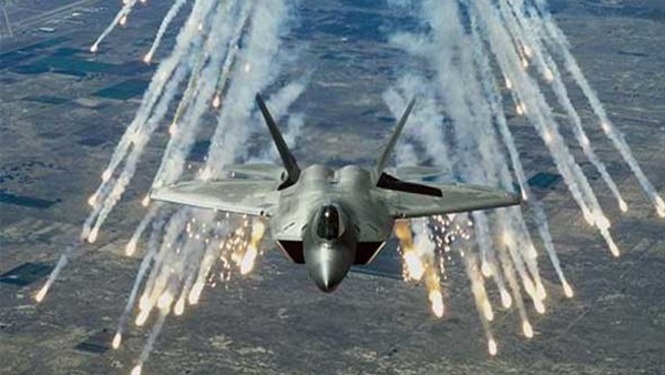 طيران التحالف العربي يشن غارات على «عمران» شمال اليمن طيران التحالف العربي يشن غارات على «عمران» شمال اليمن