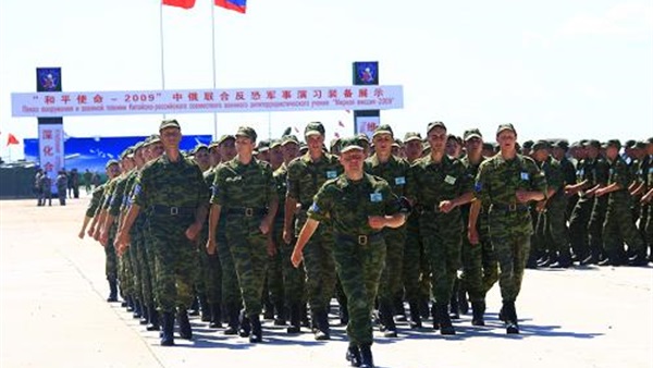 الصين تأمر الجيش بإنهاء جميع الأعمال الخارجية المدفوعة الأجر الصين تأمر الجيش بإنهاء جميع الأعمال الخارجية المدفوعة الأجر