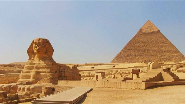 «الآثار» تحتفل بيوم اليتيم في الأهرامات.. الجمعة القادم «الآثار» تحتفل بيوم اليتيم في الأهرامات.. الجمعة القادم