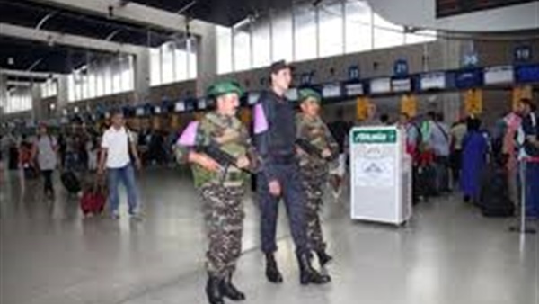المغرب تشدد الإجراءات الأمنية على المطارات ومحيطها المغرب تشدد الإجراءات الأمنية على المطارات ومحيطها