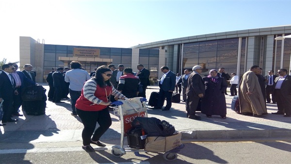 مطار شرم الشيخ يستقبل 8 آلاف خلال ثلاثة أيام