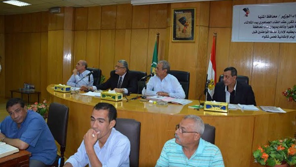بالصور..محافظ المنيا يستعرض نتائج حملة تطهير المصارف بالصور..محافظ المنيا يستعرض نتائج حملة تطهير المصارف