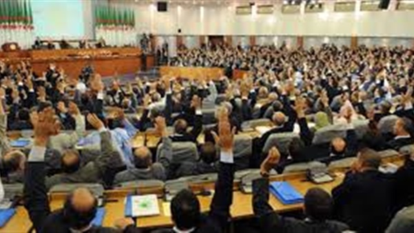 المجلس الشعبى الجزائري يحذر من مخططات تفكيك الوطن العربي