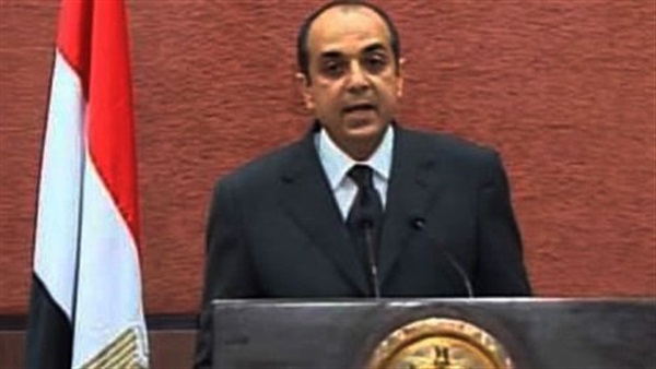 الحكومة: «قبرص» سبب تضارب الأنباء حول هوية مختطف الطائرة