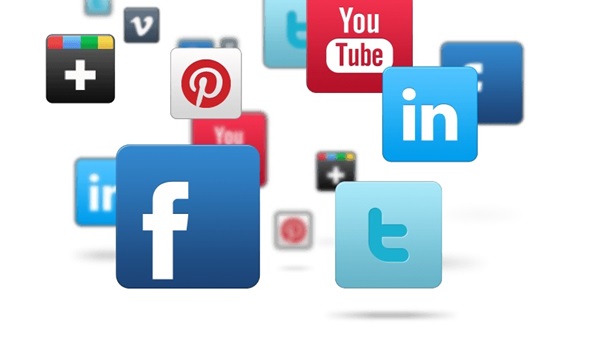 لماذا تُلغي شبكات التواصل الاجتماعي أسلوب التسلسل الزمني في عرض التحديثات؟