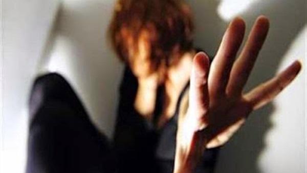 بالصور.. «زوج واحد لا يكفي».. «سارة» تعيش مع رجلين لإشباع رغباتها.. محمد «تستر عليها» و«السعودي» أغراها بماله.. والمحكمة تقضي بحبسها سنتين في «الزنا والجمع بين زوجين» بالصور.. «زوج واحد لا يكفي».. «سارة» تعيش مع رجلين لإشباع رغباتها.. محمد «تستر عليها» و«السعودي» أغراها بماله.. والمحكمة تقضي بحبسها سنتين في «الزنا والجمع بين زوجين»