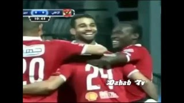 بعد مرور نص ساعة.. الأهلي يتقدم على ديروط بهدف