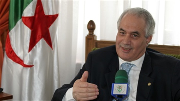 وزير الداخلية الجزائري يغادر القاهرة وزير الداخلية الجزائري يغادر القاهرة