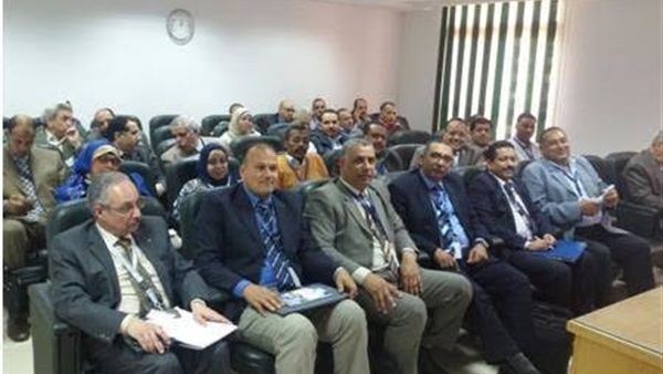 دورة تدريبية للعاملين بقطاع الحسابات والمديريات المالية بجامعة الفيوم دورة تدريبية للعاملين بقطاع الحسابات والمديريات المالية بجامعة الفيوم