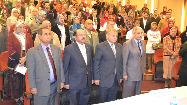 جامعة الإسكندرية تدعو لإنشاء موادٍ للتكنولوجيا في جميع الكليات جامعة الإسكندرية تدعو لإنشاء موادٍ للتكنولوجيا في جميع الكليات
