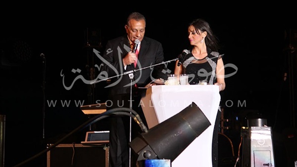 محافظة الجيزة تواصل احتفالاتها بالعيد القومي بالحدائق و«الكرفانات» محافظة الجيزة تواصل احتفالاتها بالعيد القومي بالحدائق و«الكرفانات»