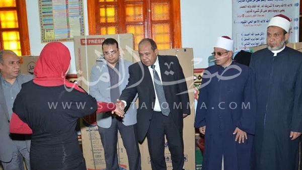 بالصور.. توزيع 15 جهازعروس فى احتفالات بني سويف بـ«الأيتام» بالصور.. توزيع 15 جهازعروس فى احتفالات بني سويف بـ«الأيتام»