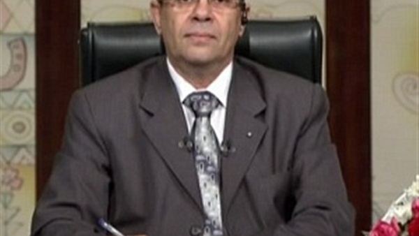مبروك عطية: لايجوز اقتناء الكلاب إلا للحراسة أو الصيد مبروك عطية: لايجوز اقتناء الكلاب إلا للحراسة أو الصيد