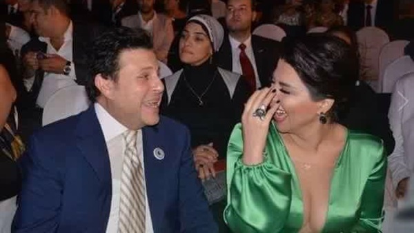 هجوم وسخرية من هانى شاكر بسبب هذه الصورة هجوم وسخرية من هانى شاكر بسبب هذه الصورة