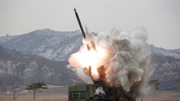  كوريا الشمالية تختبر نظامًا جديدًا للدفاع الجوي